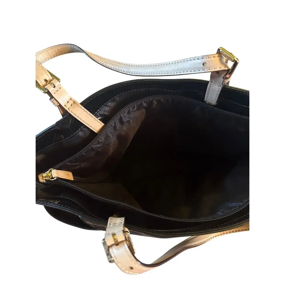 MICHAEL KORS JET SET TOTE- black